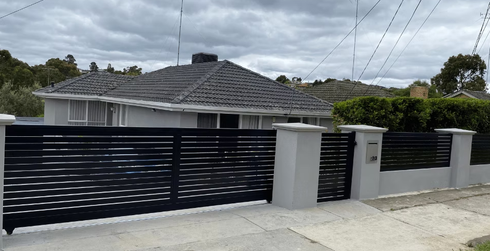Horizontal fences